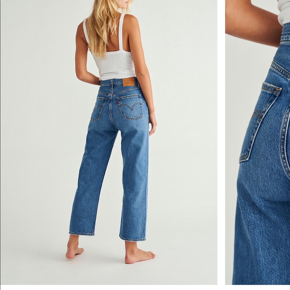 Levi’s Ribcage Jeans